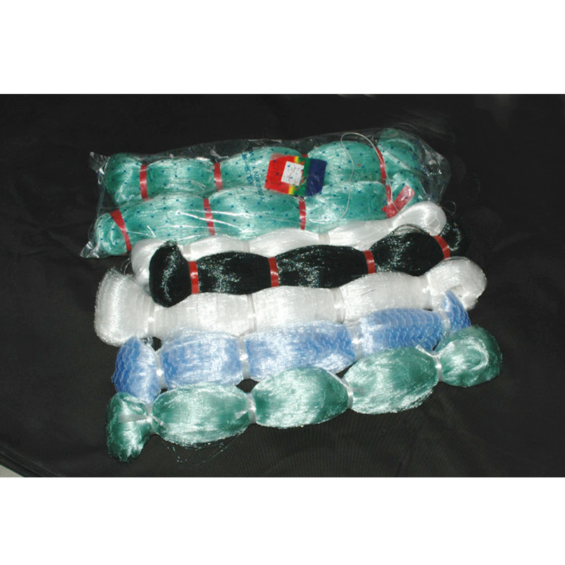 How do nylon monofilament fishing nets withstand long-term corrosion in both saltwater and freshwater environments?