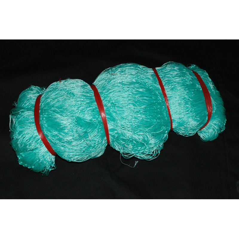 How does the croaker net lead efficient fishing with superior performance and environmental protection?